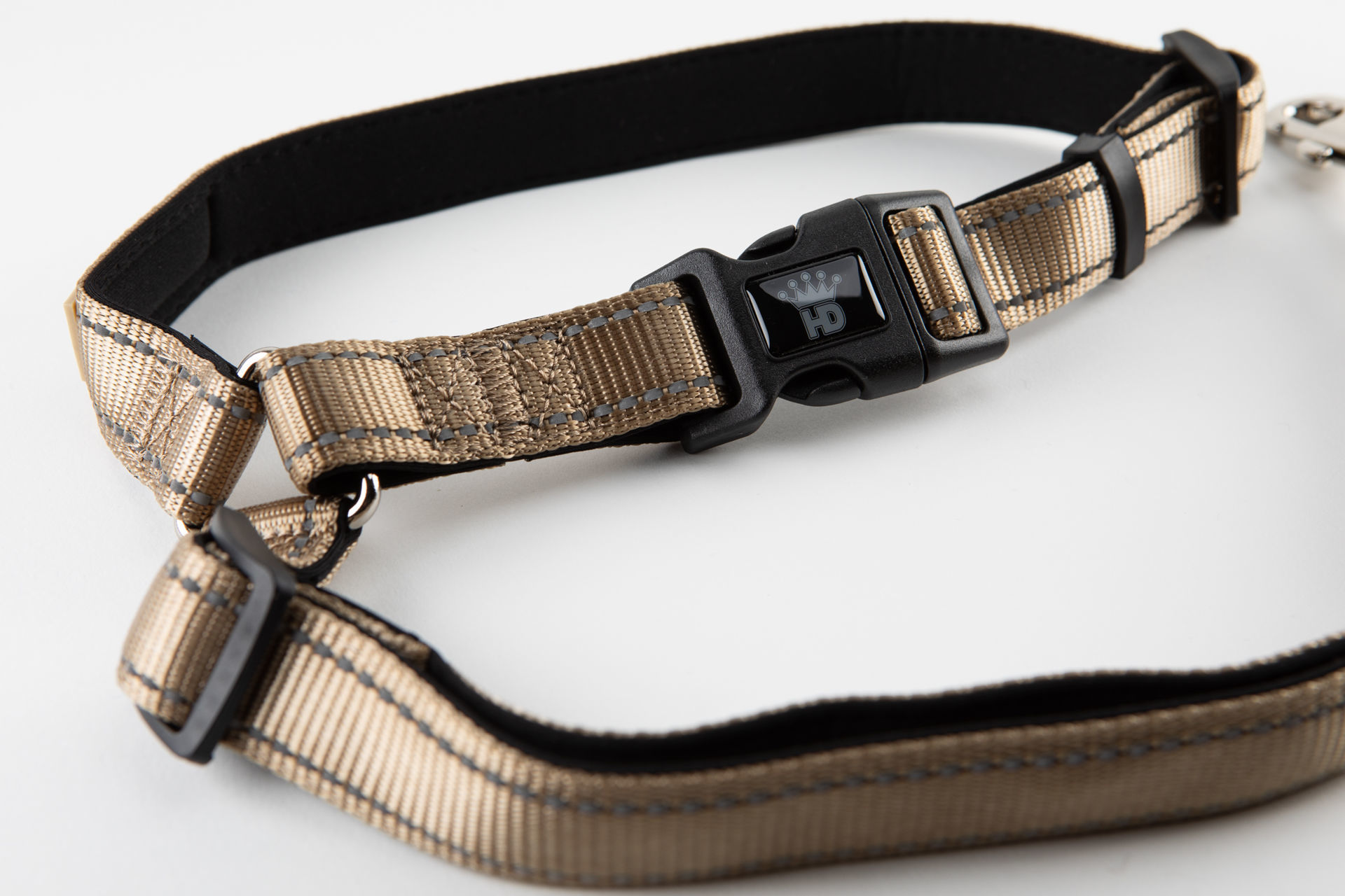 Picture of Seat Belt Leash  - Tan